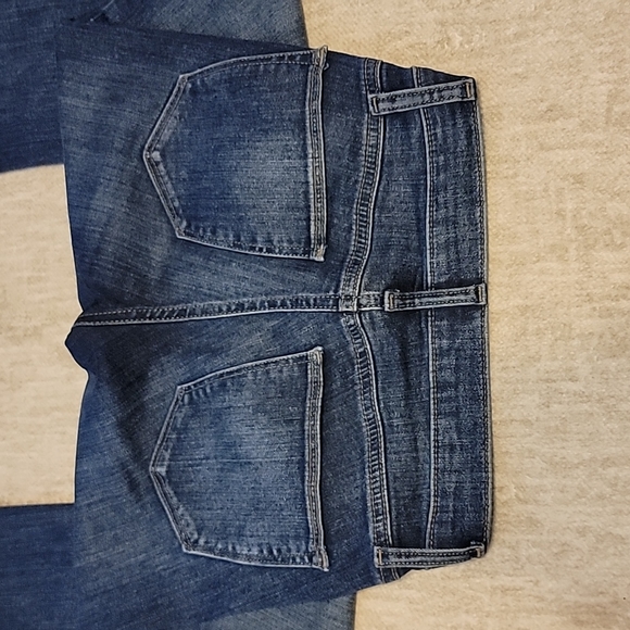 Low Rise GAP pants - Picture 2 of 2